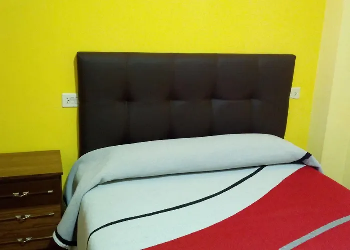 בית הארחה Las Palmeras Lalín